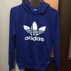 アディダス青パーカーのサムネイル