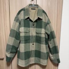 UNIQLO XL オーバーサイズ　厚手　シャツジャケットのサムネイル