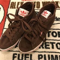 adidas  スニーカー ハイカット 22.5のサムネイル
