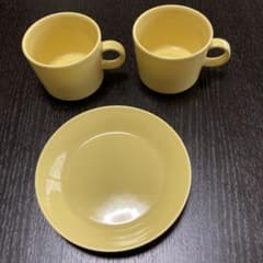 廃盤商品　イッタラティーマ イエロー カップｘ2、ソーサーｘ1のサムネイル