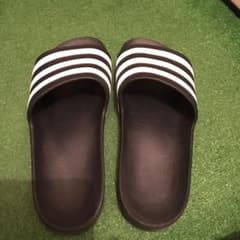 【ほぼ新品】26.5㎝　アディダス　サンダル　アディレッタ　2回使用のサムネイル