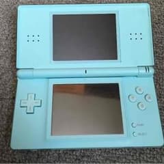 【最終値下げ】 ニンテンドーDS 本体のみのサムネイル