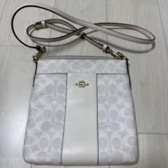 COACH ロゴ入りショルダーバッグ ホワイトのサムネイル