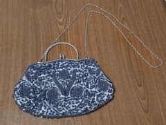 ビーズ刺繍パーティバッグのサムネイル