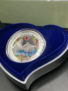 2023　ニウエ　ラブ イズ プレシャス　スワン　白鳥　1オンス　銀貨　 Love is Precious」白鳥 1oz銀貨（2023年ニウエ） - メルカリ