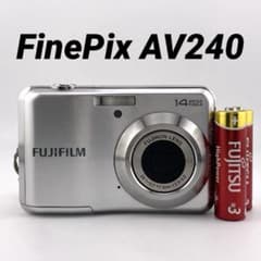 乾電池式/実写美⭕️【動作確認済】FUJIFILM FinePix AV240 乾電池式/実写美⭕️【動作確認済】FUJIFILM FinePix AV240 - メルカリ