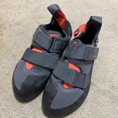 お値下げ！adidas クライミングシューズ 22.5のサムネイル