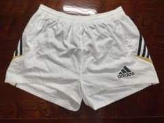 adidas アディダスのサムネイル