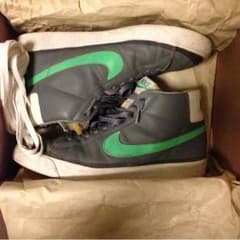 NIKE × STUSSY コラボ BLAZER ブレザーのサムネイル