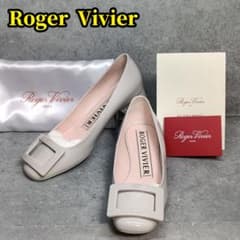 Roger Vivier ユールック パテントレザー バレリーナ ロゴ バックル