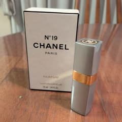 CHANEL N°19 PARFUM 7.5ml＋ヴィンテージボトル セットのサムネイル