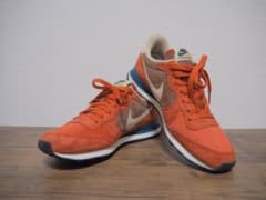 NIKE ナイキ スニーカーのサムネイル