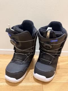 Burton 子ども用 スノーボードブーツ ブラック SMALLS 25cm - メルカリ