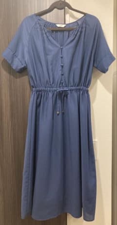 BEAMS HEART 半袖ひざ丈ワンピース ブルーのサムネイル