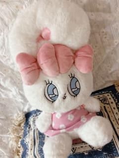 エスターバニー ぬいぐるみのサムネイル