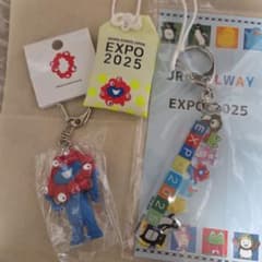EXPO 202 ミャクミャク キーホルダー 3種類 アクリルワイドキーホルダーのサムネイル