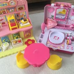 メルちゃんフードコート　美容室　セットのサムネイル