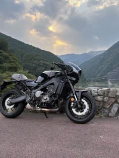 YAMAHA XSR900のサムネイル