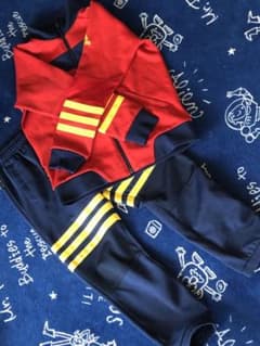 えみ様専用 adidasジャージ上下130のサムネイル