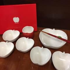 ポムム りんご 食器セットのサムネイル