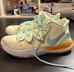 Nike Kyrie5 バスケットボールシューズのサムネイル