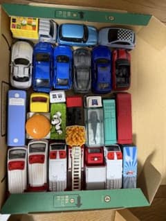 トミカ ミニカー 大量 まとめ売り 23台セットのサムネイル