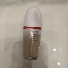 SHISEIDO リバイタエッセンス スキングロウ 220のサムネイル