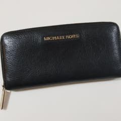 makki様専用*MICHAEL KORS　長財布のサムネイル
