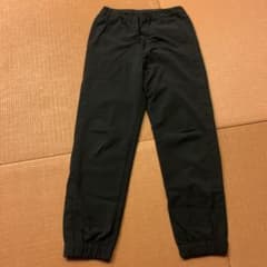 みーあゆ様専用☆ユニクロ 裏フリースパンツ 140(黒)のサムネイル