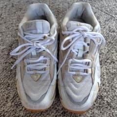 New Balance 725 スニーカーのサムネイル