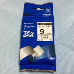 [新品]P-touch ピータッチ 9mm 白テープ 黒インクのサムネイル