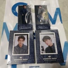 BRIGHTWIN フォトカード&アクリルスタンド/アクスタ 4点セット GMMのサムネイル