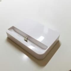 iPhone充電スタンドのサムネイル