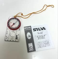 SILVA コンパス 方位磁針 プレートコンパス　説明書付き　美品のサムネイル
