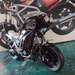 CBR400F プラモデル 族車仕様 デュアルカウル付き CBR400F プラモデル 族車仕様 デュアルカウル付き - メルカリ