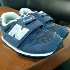 ニューバランス996のサムネイル