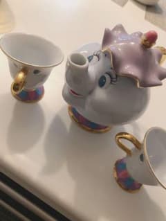 ディズニー食器ポット夫人ティーセットのサムネイル