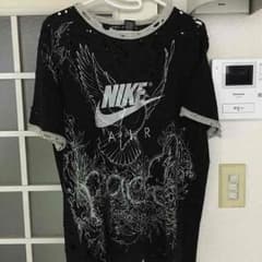 ナイキ ✖️ VINTI ANDREWS ヴィンテージ Tシャツのサムネイル