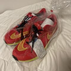 【値下げ】Nike ランニングシューズ レッド/イエローのサムネイル
