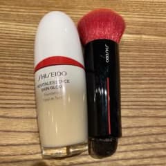 資生堂 エッセンス スキングロウ ファンデーション