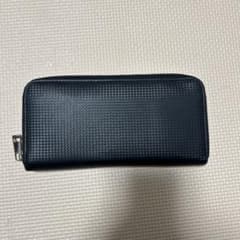 ブラック 合成皮革 長財布のサムネイル