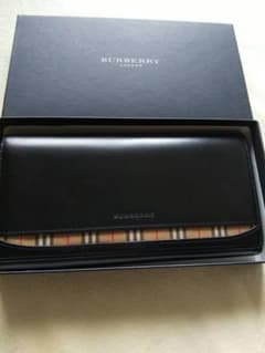 新品　BURBERRY　本革　財布のサムネイル