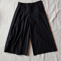 ZARA ブラック ガウチョパンツ ワイドパンツのサムネイル