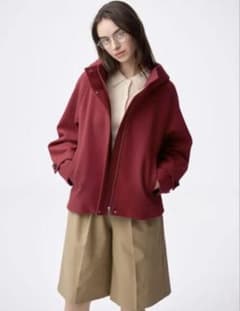 美品！GU コージーメルトンショートフーディコート　S レッドのサムネイル
