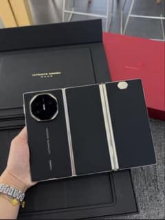 HUAWEI Mate XTs Ultimate Design 16GB+1TB - メルカリ