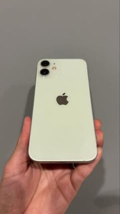 Apple iPhone12mini グリーン 本体のサムネイル