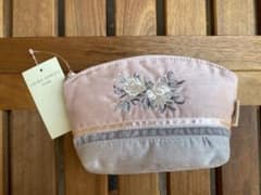 ローラアシュレイ　花　刺繍　ポーチ　バラ　サテン　リボンのサムネイル