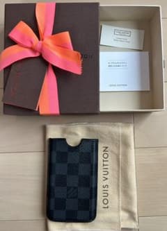 ルイヴィトン ダミエ グラフィット iPhone スマホケース カード収納のサムネイル