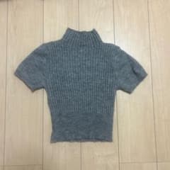 グレー ハイネック 半袖ニットのサムネイル
