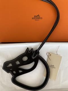 レア✨HERMES/エルメス パドックシュバル チャーム ブラックのサムネイル